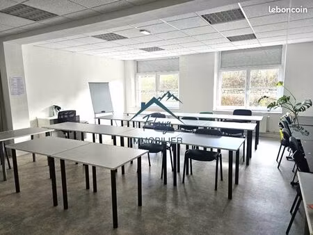 inconnu 6 pièces 220 m²