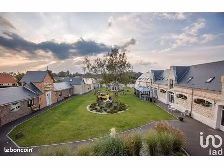 local 689 m² pontavert