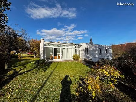 maison 7 pièces 130 m²