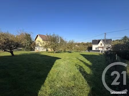 terrain 561 m² mezire