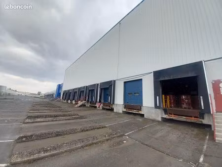 entrepot - logistique 36339 m² carpiquet
