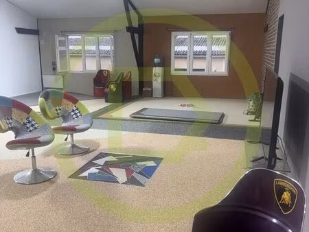 local 123 m² boran sur oise