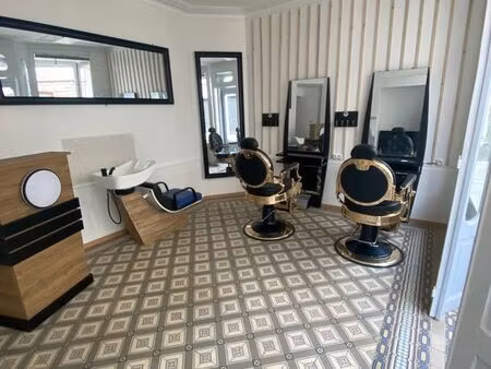 loue local commercial