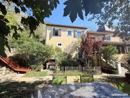 maison 5 pièces 105 m²