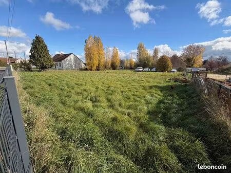 terrain 600 m² poilly-lez-gien