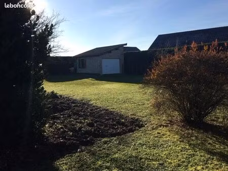 terrain constructible 669 m² spoy étude de sol 106000