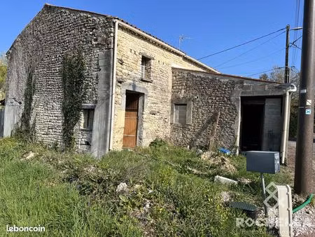 grange 2 pièces 75 m²