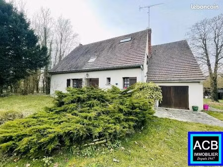 pavillon 6 pièces 143 m²