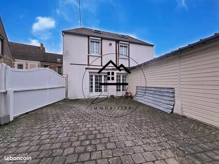 maison 8 pièces 164 m²