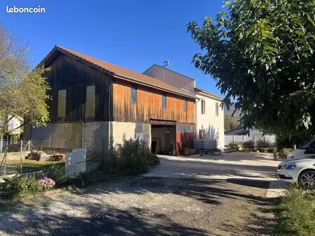 maison 7 pièces 150 m²