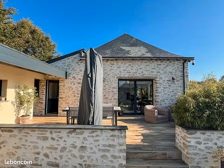 maison 6 pièces 177 m²