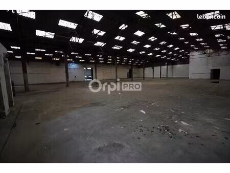 local d'activité 754 m²