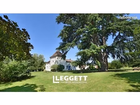 château 25 pièces 531 m²