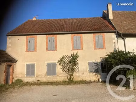 maison 4 pièces 97 m²