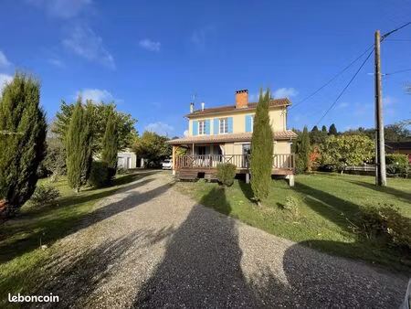 maison 7 pièces 145 m²