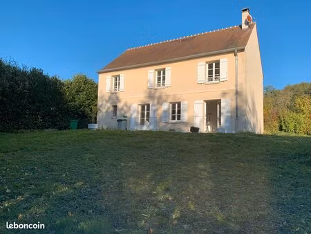 maison 4 pièces 150 m²