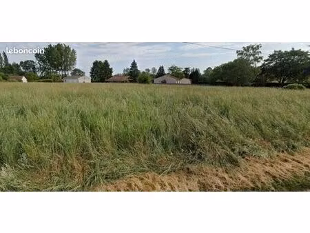 terrain 2 400 m² saint sulpice de cognac