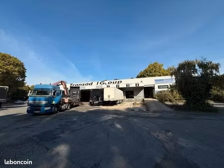 entrepot - logistique 1460 m² villeneuve-la-garenne