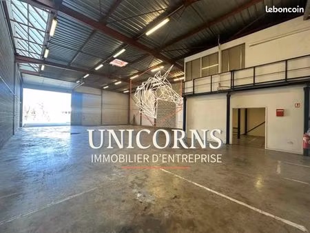 local industriel 330 m²