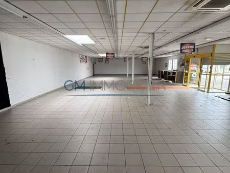 local 560 m² narrosse