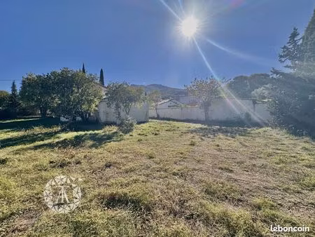 terrain 720 m² laroque-des-albères