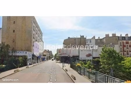 commerce beauté/coiffure 43 m²