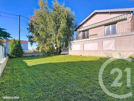 maison 4 pièces 132 m²