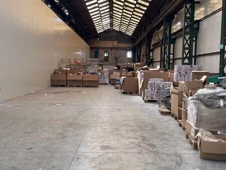 loue hall / atelier / entrepot 500 m²