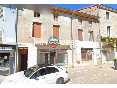 immeuble 3 pièces 150 m²