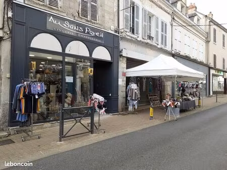 à vendre – fonds de commerce lingerie  chapellerie et accessoires