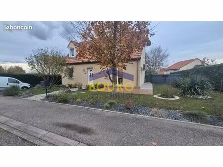 pavillon 6 pièces 120 m²