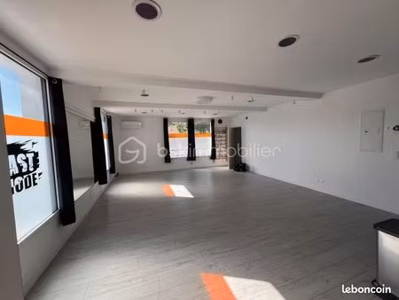 local d'activité 99 m²