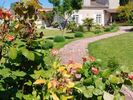 maison pierre de taille