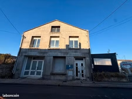 immeuble 396 m² soyaux