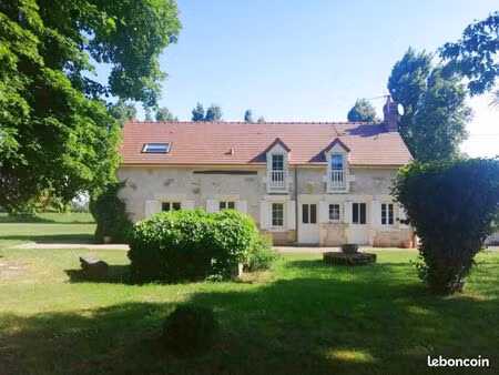 longère 5 pièces 142 m²