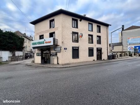 fonds de commerce 268 m² pont-de-chéruy