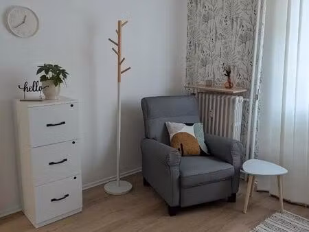 local professionnel - temps partiel -