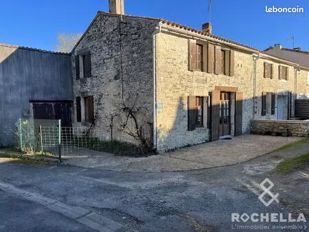 maison 7 pièces 217 m²