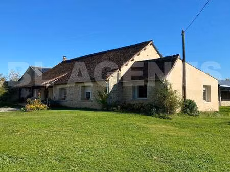 vente longère et corps de ferme à saint-rémy-du-val (72600) : à vendre / 172m² saint-rémy-