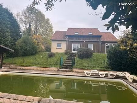 maison 7 pièces 146 m²