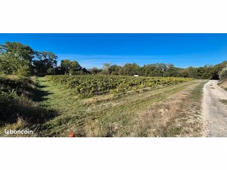 parcelle sur pernes les fontaines