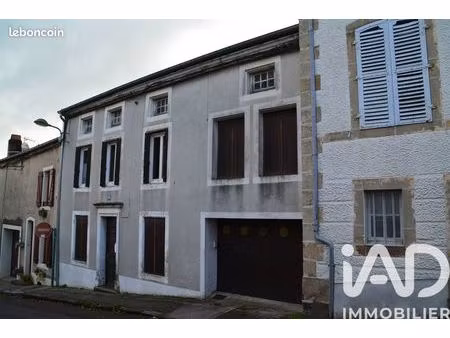 immeuble 12 pièces 190 m²