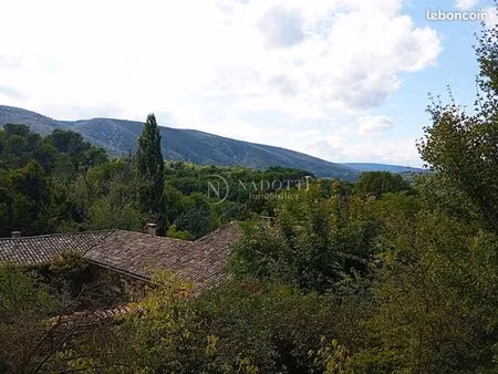 terrain 625 m² bonnieux