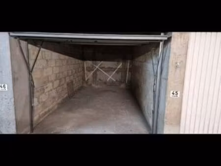 boxs et places parking