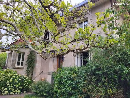 propriété 7 pièces 169 m²