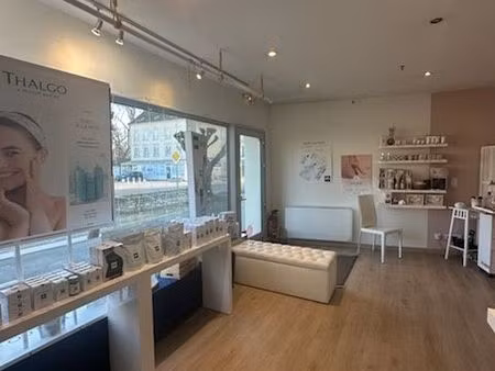 local commercial 55 m² arcis-sur-aube