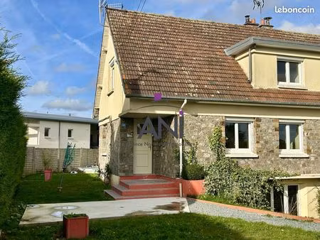 maison 4 pièces 82 m²
