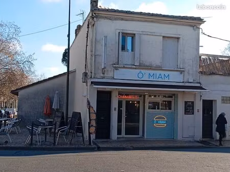 maison t3 et commerce