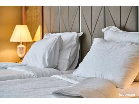 bar  hôtel  restaurant 650 m² hyeres