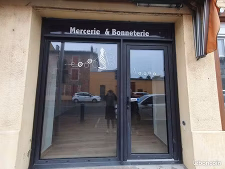 local commercial à louer